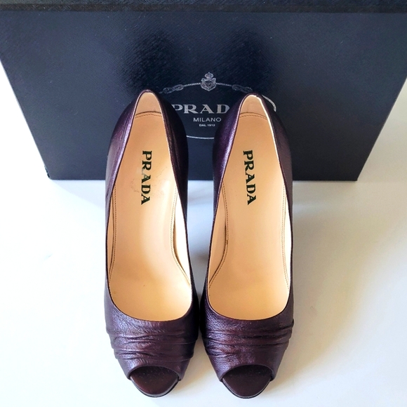 NWT Prada Vitello Mordore Ribes Purple Metallic Open Toe Leather Pump EU 37/US 7 - Picture 2 of 12